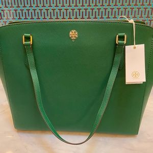NWT Tory Burch Emerson Large Zip Top Tote